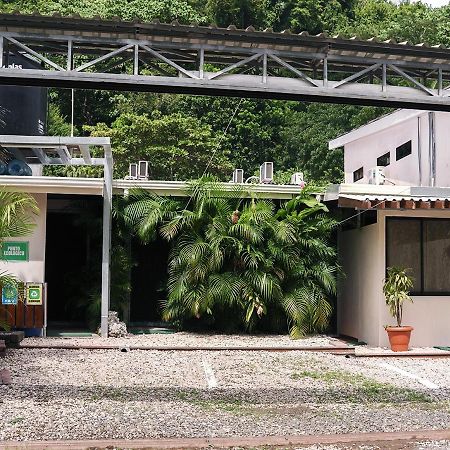 Apartamentos Y Studios Brisas Del Mar Santa Teresa Playa Santa Teresa  Экстерьер фото
